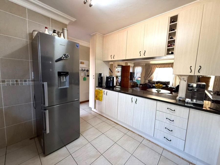 3 Bedroom Property for Sale in Universitas Free State